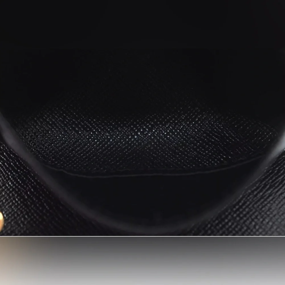 Auth Louis Vuitton Kabuki Monogram Multicles 4 Four Hooks Key Case. COLLECTORS🔥 - Picture 16 of 16